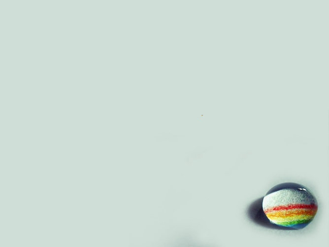 水滴中的彩虹PPT背景图片_第1页PPT效果图